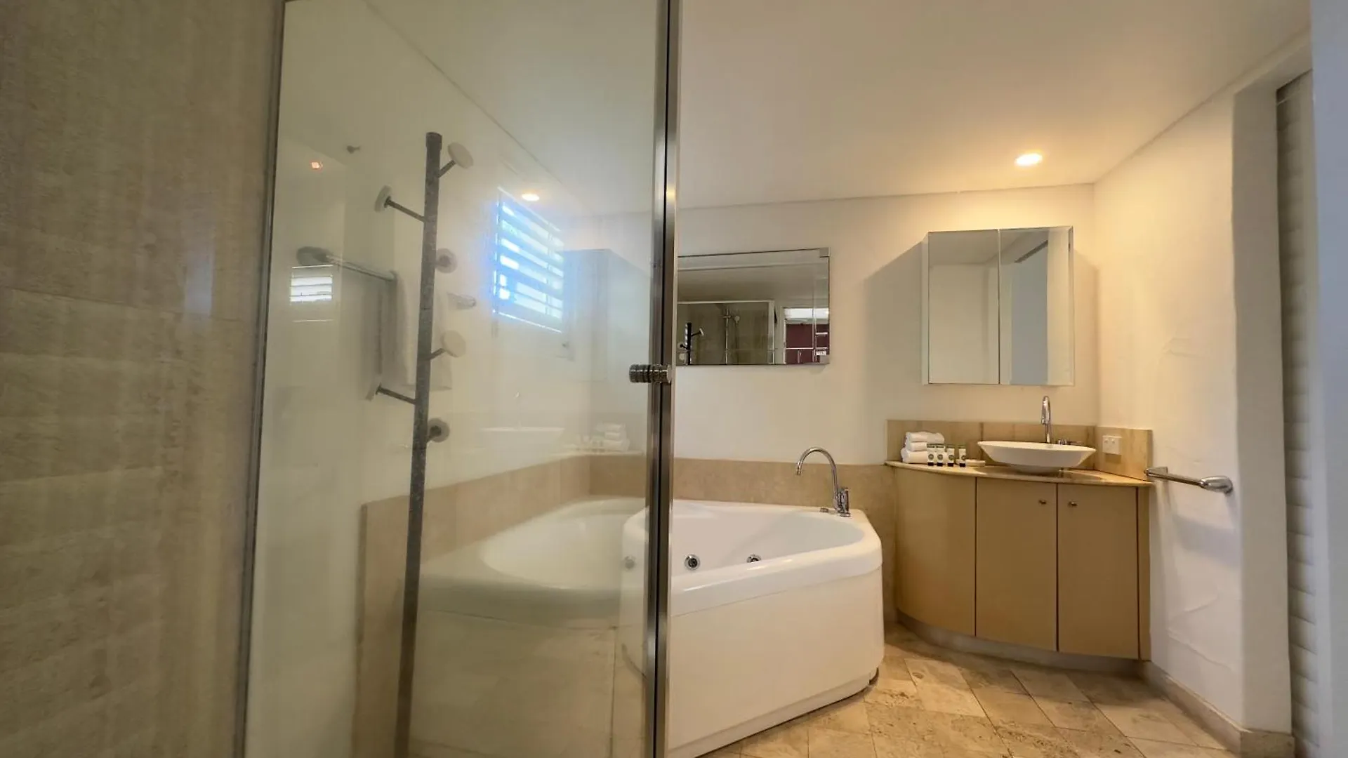 Oasis Rooftop Spa Apartment Noosa Heads 0*,
