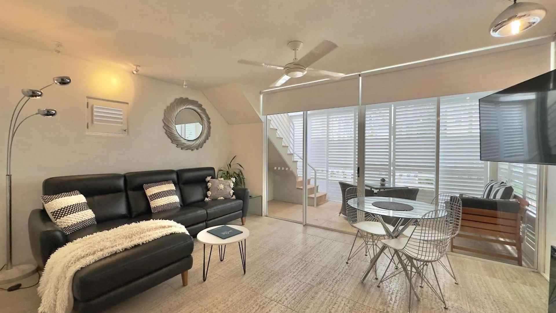 Oasis Rooftop Spa Apartment Noosa Heads