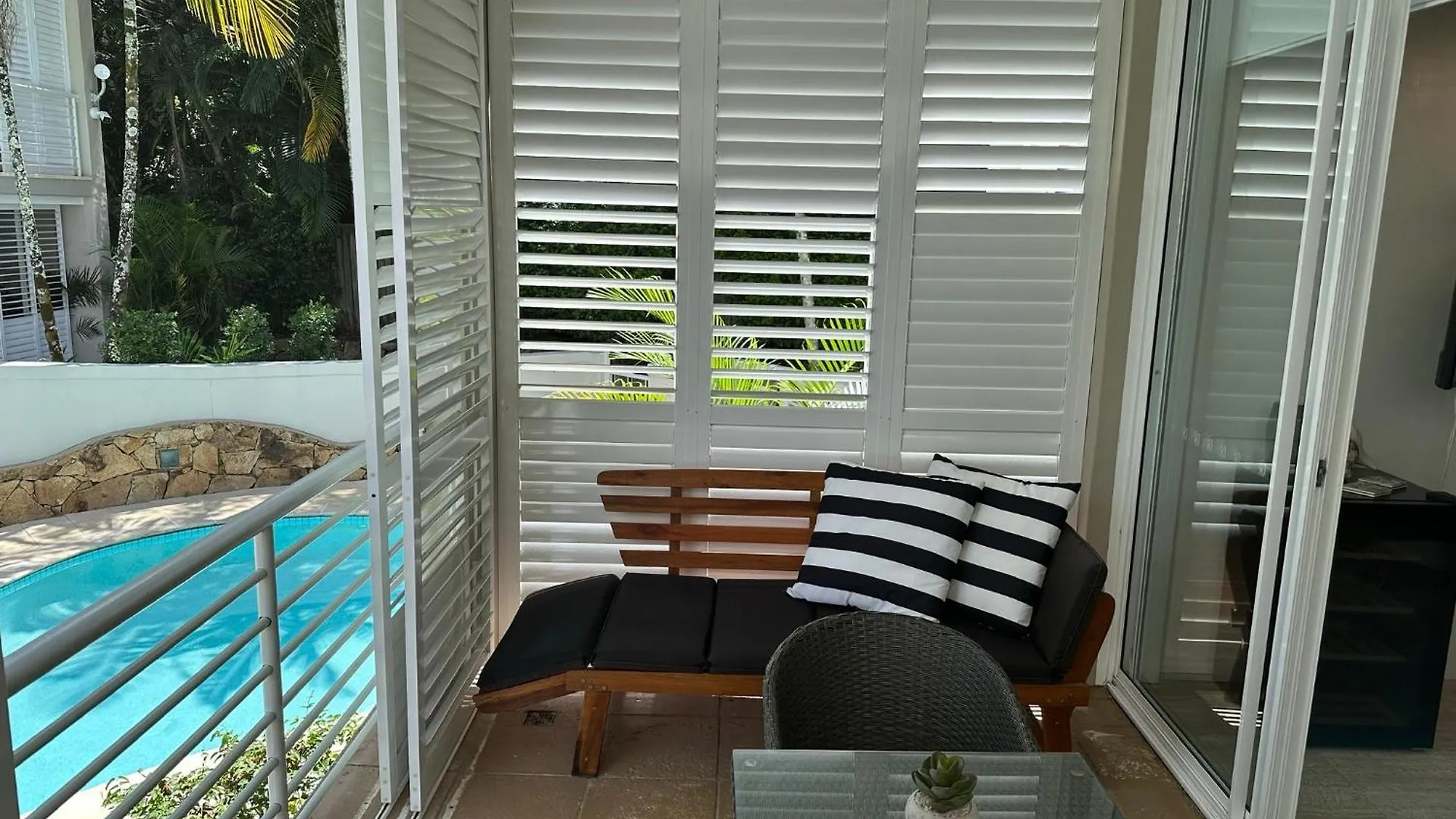 Oasis Rooftop Spa Apartment Noosa Heads